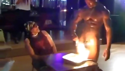 Ebony milf enjoys a big cock in public and a blowjob