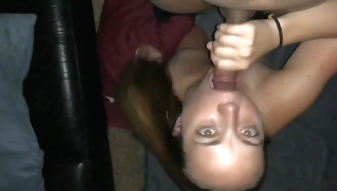 Hot amateur interracial video showing a horny brunette