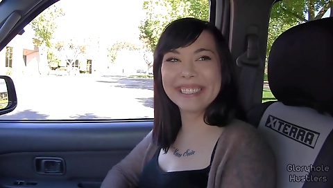 amateur brunette gets fucked in the mouth and pussy