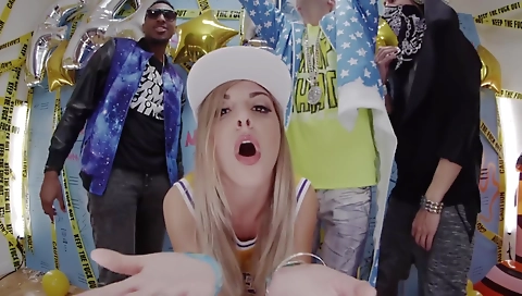 Ebony porn model gets on top of a black man on webcam