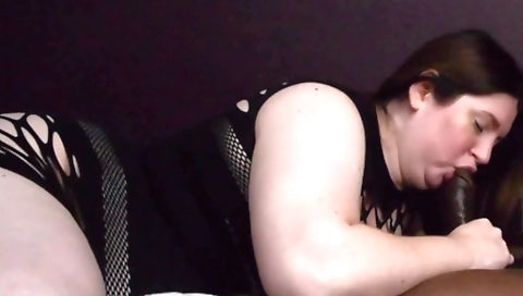 Brunette and her handsome boyfriend make love in the car