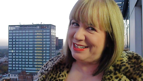 Blonde milf with a large ass is enjoying a lesbian orgy